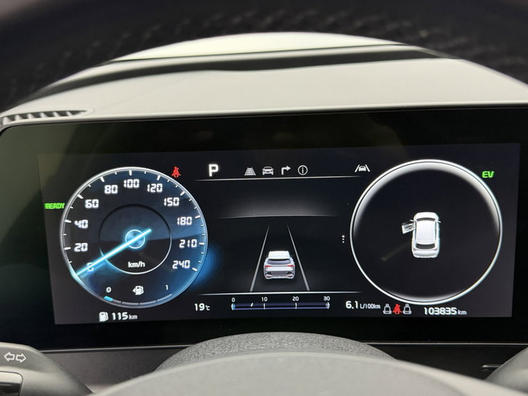 Vehicle Image 13