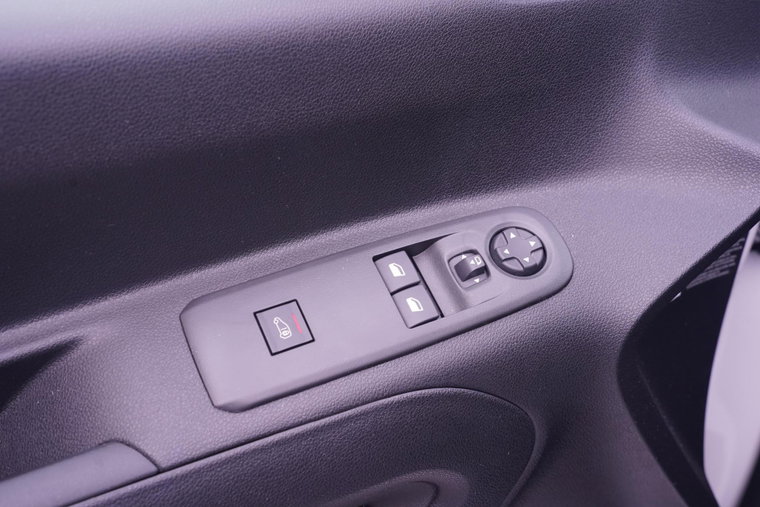 Vehicle Image 41