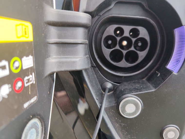 Vehicle Image 22
