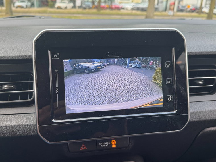 Vehicle Image 19