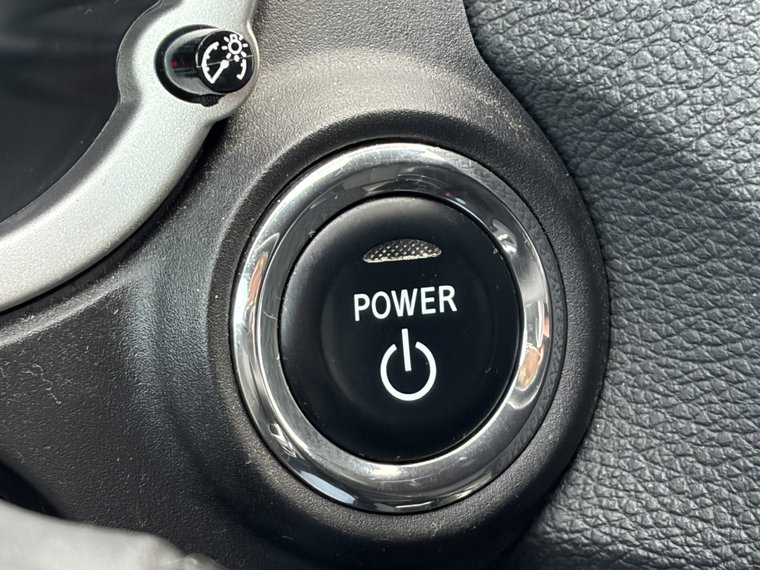 Vehicle Image 40