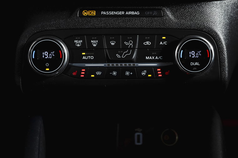 Vehicle Image 31