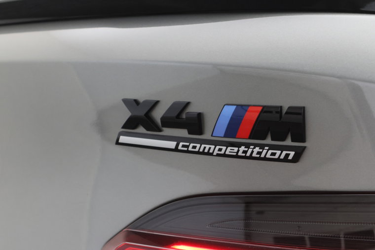 Vehicle Image 35