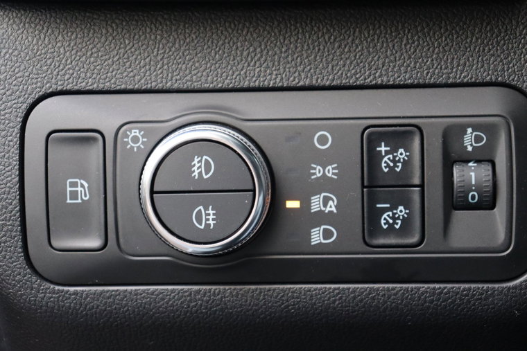 Vehicle Image 24