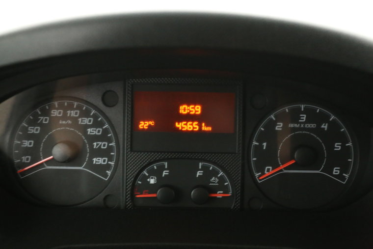 Vehicle Image 13