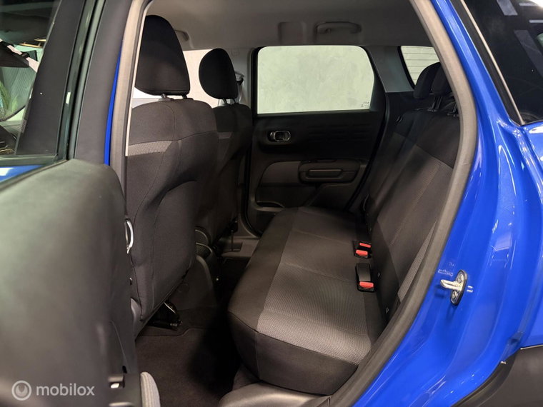 Vehicle Image 31