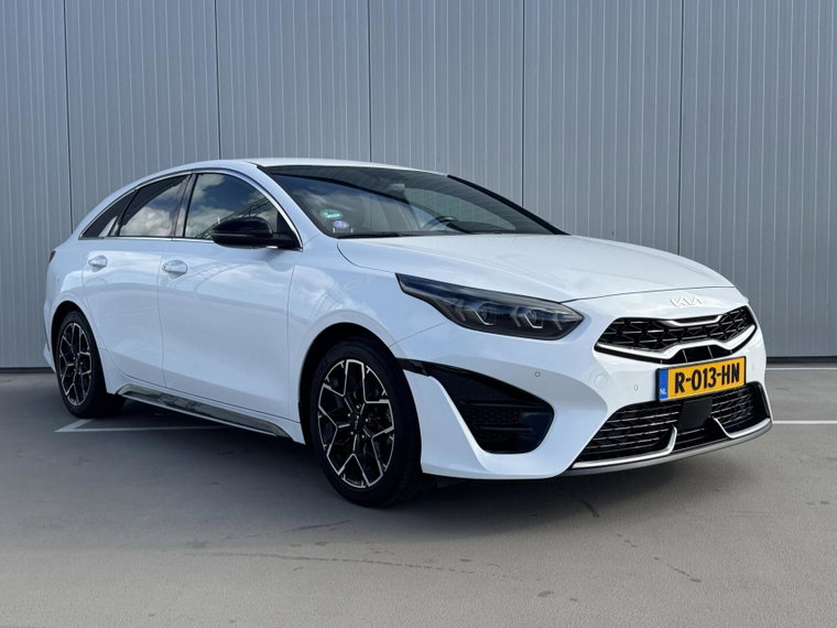 Vehicle Image 42