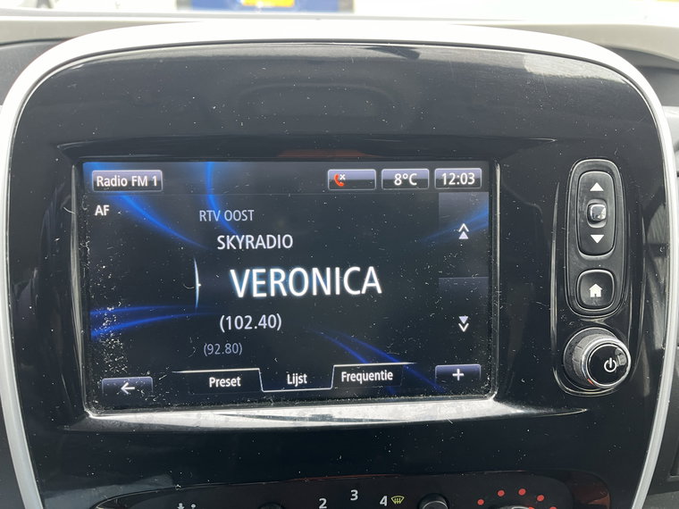 Vehicle Image 38