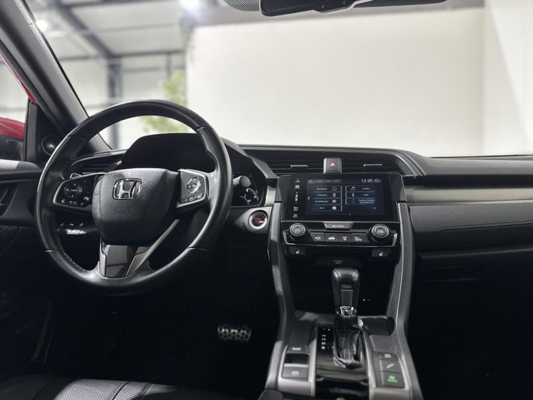 Vehicle Image 18
