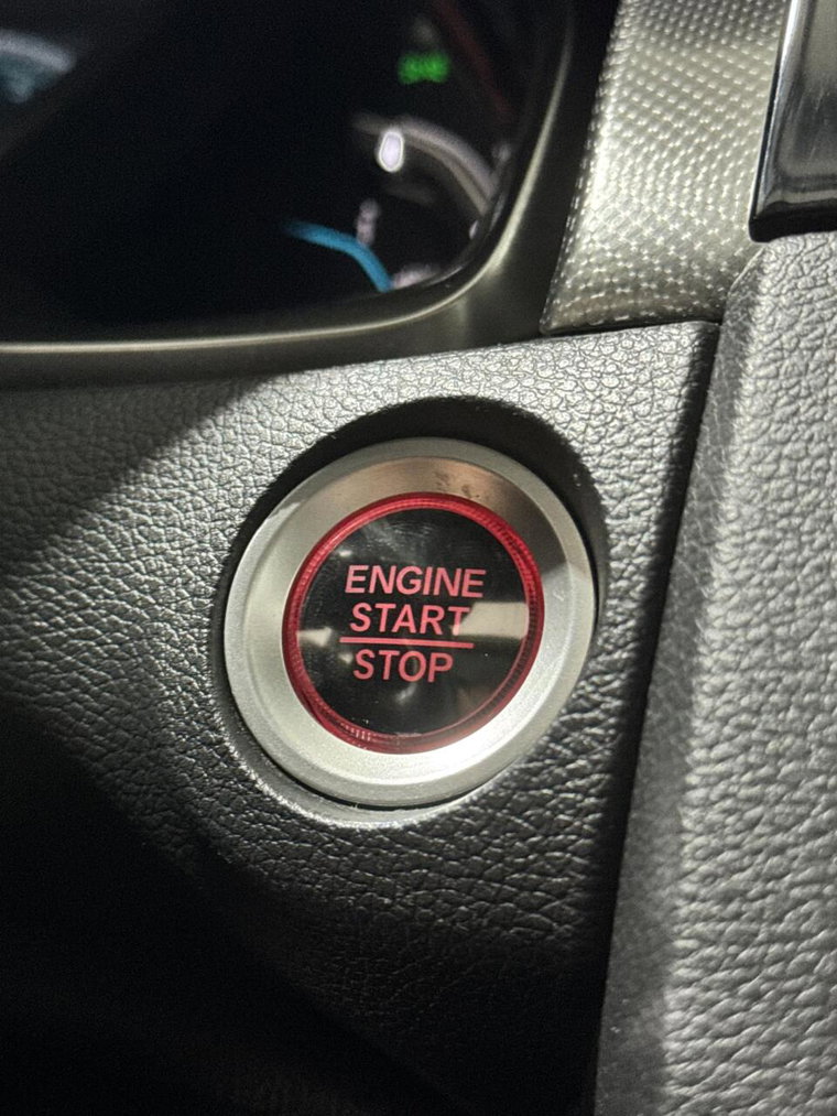Vehicle Image 26