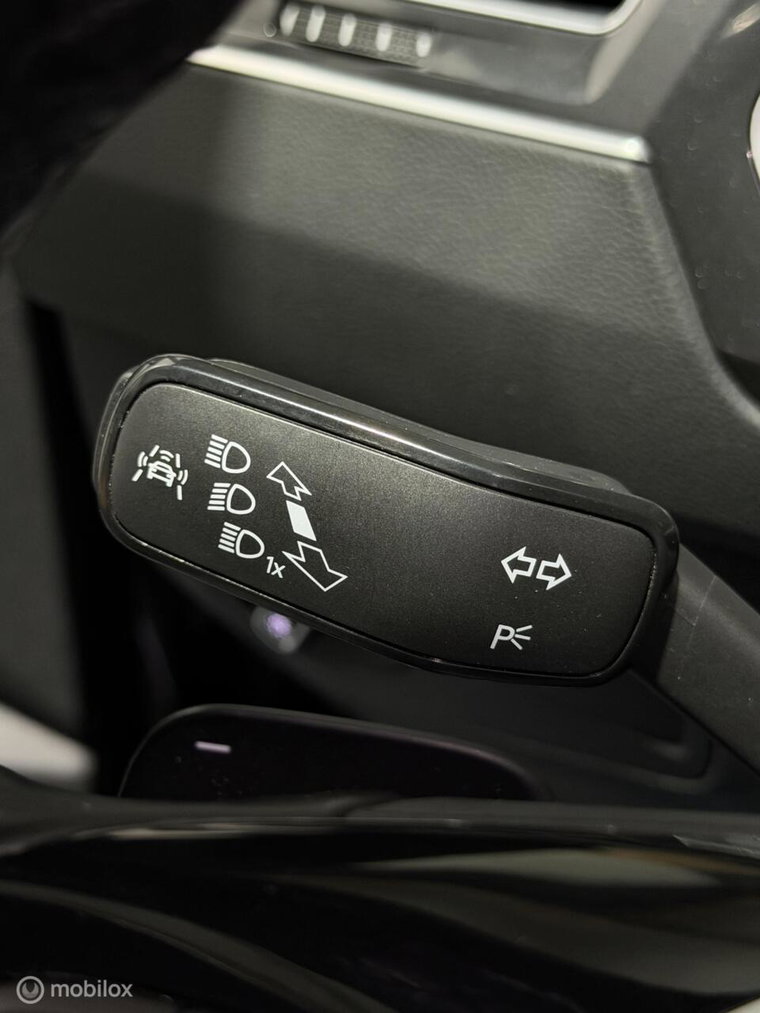 Vehicle Image 53
