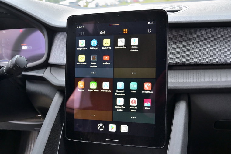 Vehicle Image 11