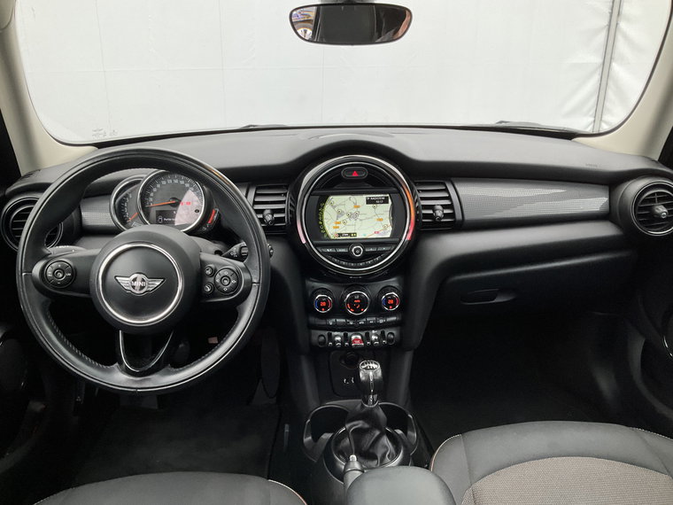 Vehicle Image 26