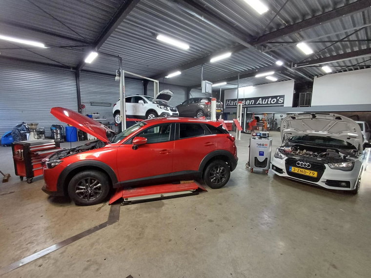 Vehicle Image 30