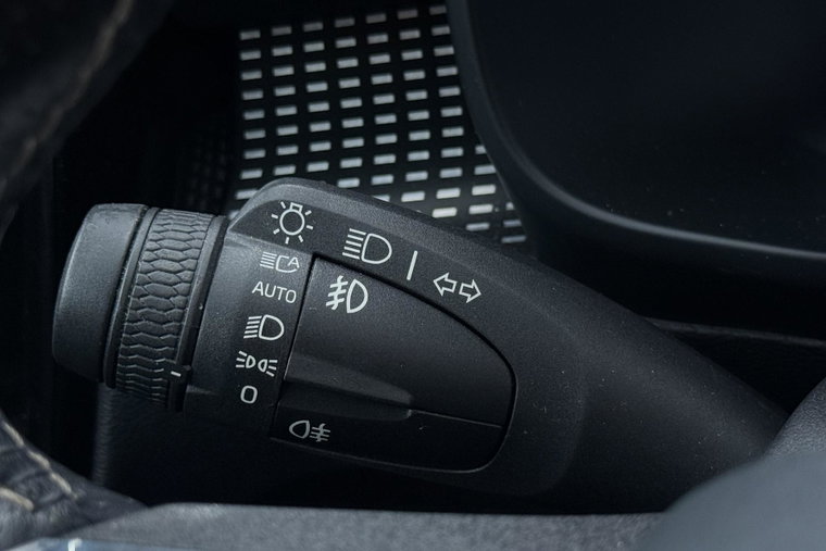 Vehicle Image 37