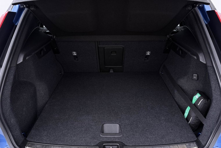 Vehicle Image 43