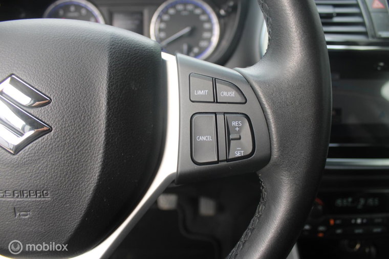 Vehicle Image 30
