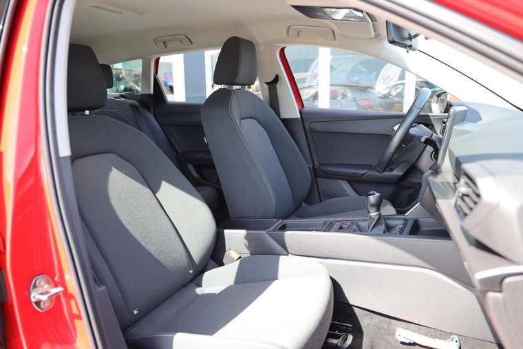 Vehicle Image 19