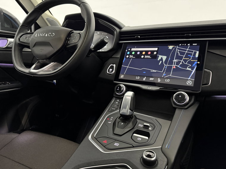 Vehicle Image 40
