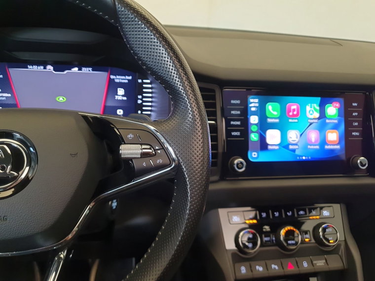 Vehicle Image 15