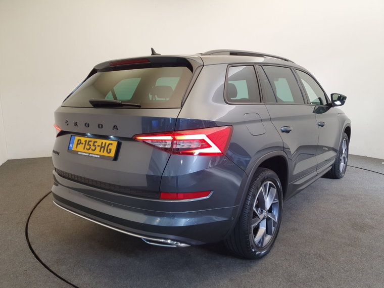 Vehicle Image 7