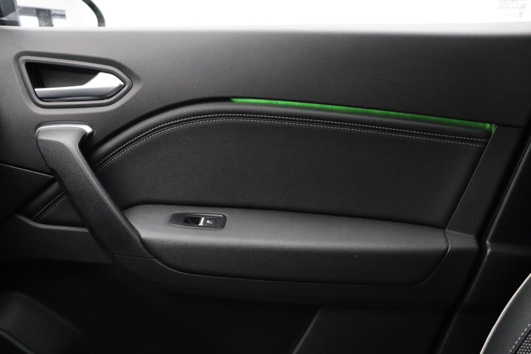 Vehicle Image 38