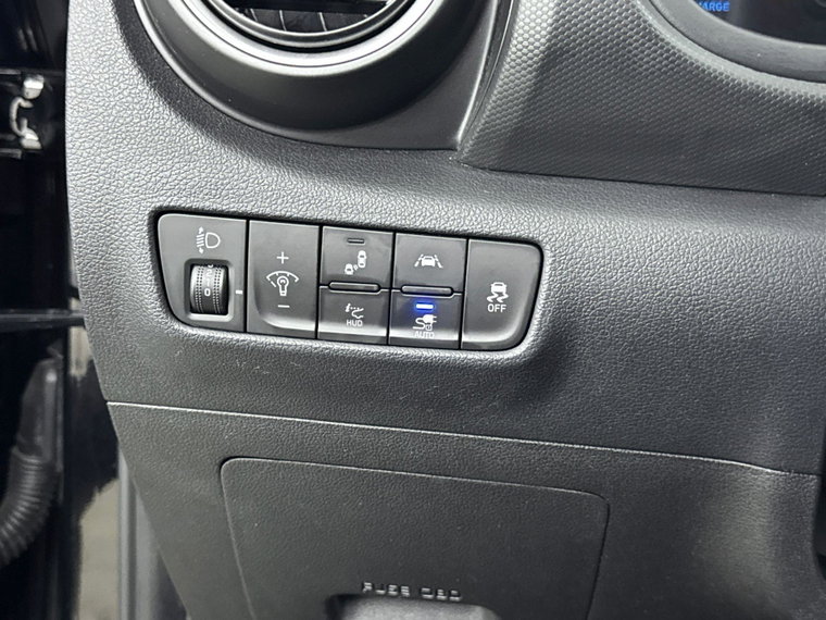 Vehicle Image 26