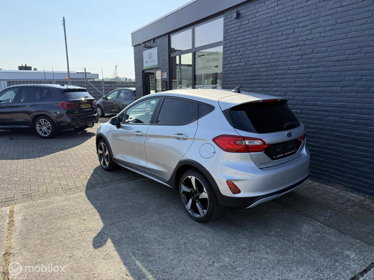 Vehicle Image 39