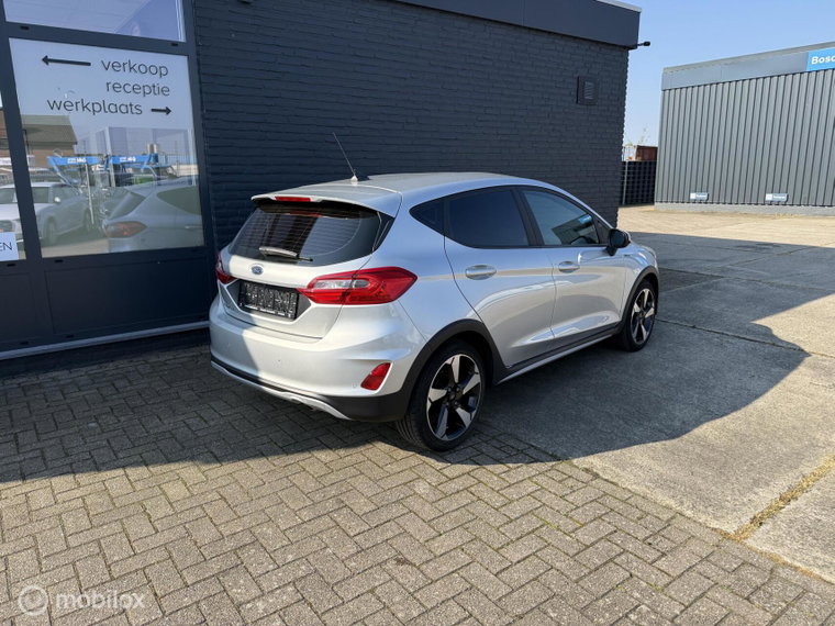 Vehicle Image 42