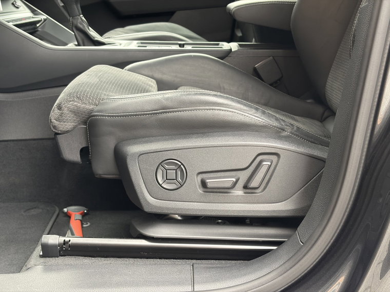 Vehicle Image 49