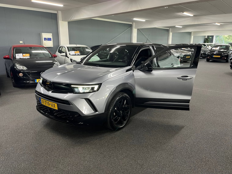 Vehicle Image 38