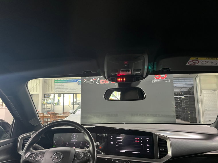 Vehicle Image 40