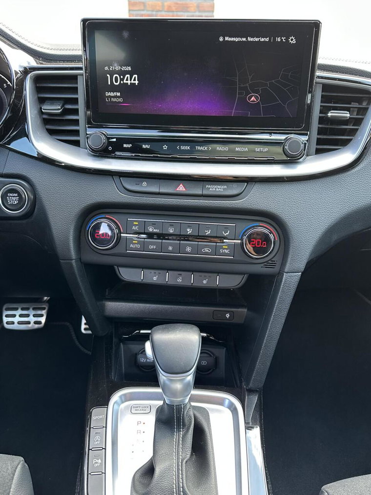 Vehicle Image 27