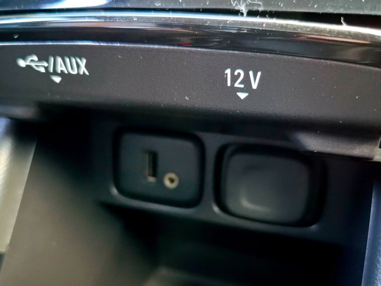 Vehicle Image 28