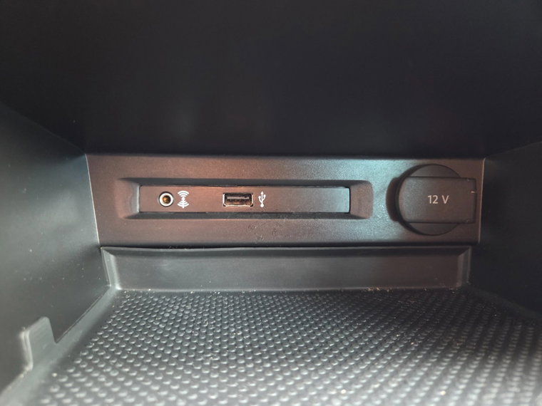 Vehicle Image 27