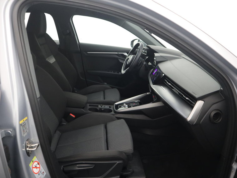 Vehicle Image 41