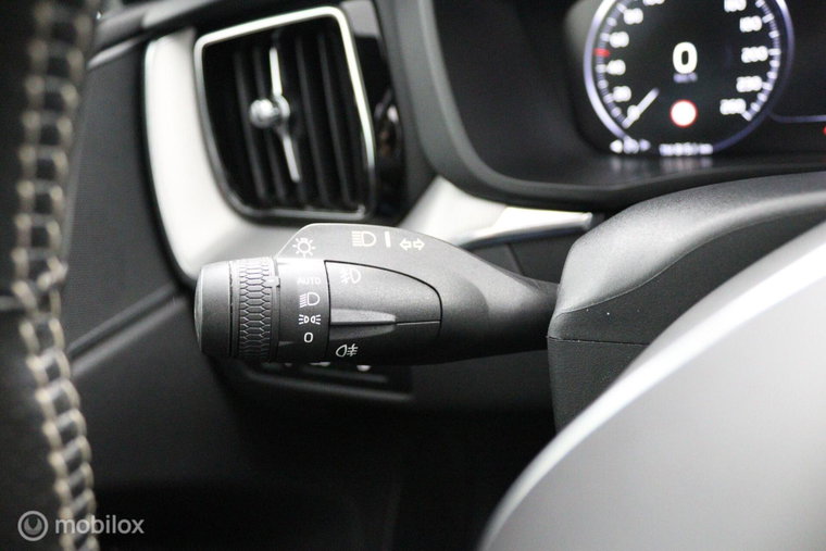 Vehicle Image 40