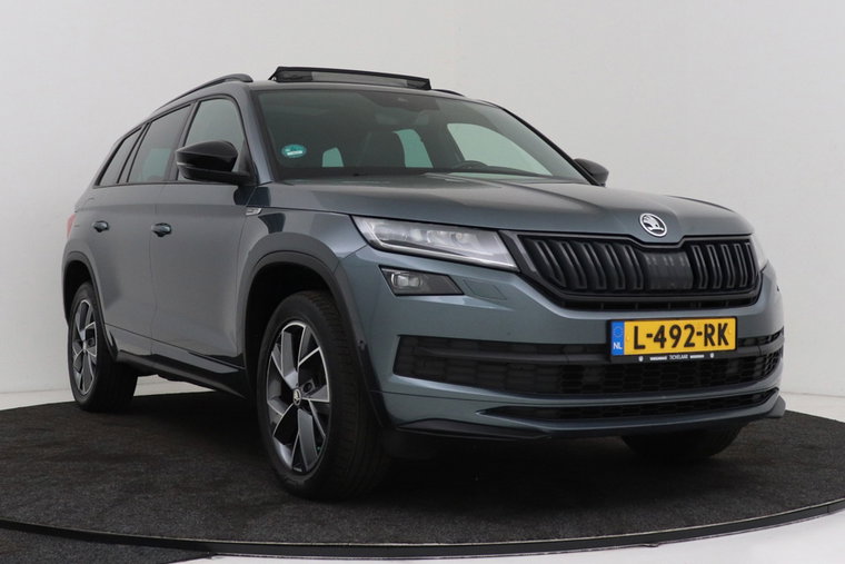 Vehicle Image 12