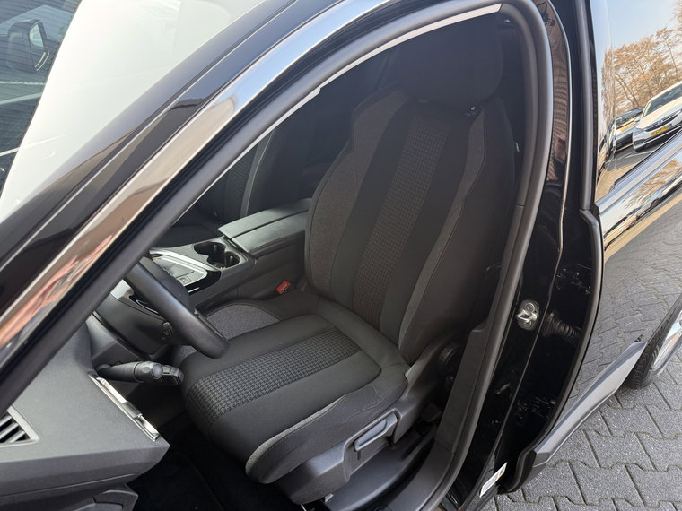 Vehicle Image 39