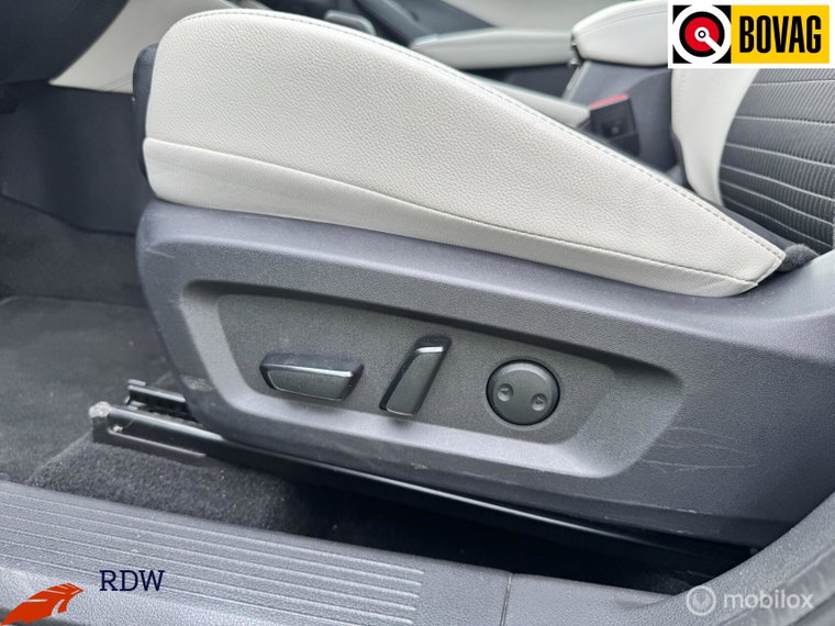 Vehicle Image 33