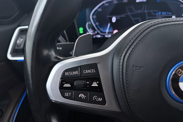 Vehicle Image 33