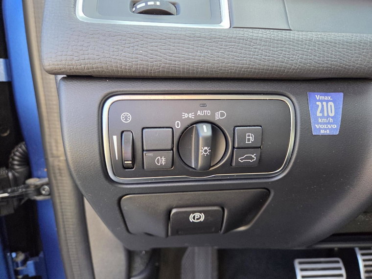 Vehicle Image 39
