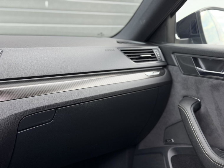 Vehicle Image 39