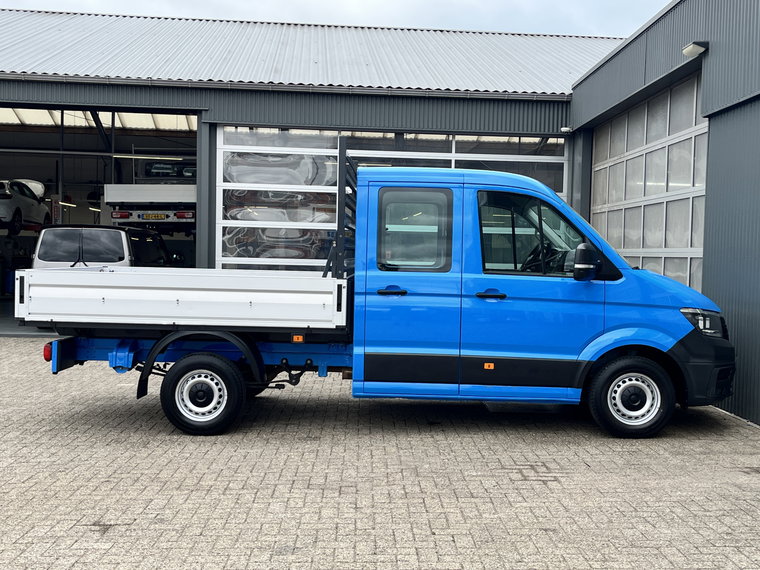 Vehicle Image 24