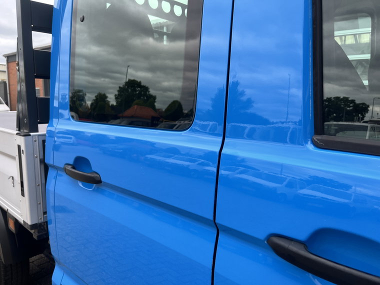 Vehicle Image 42