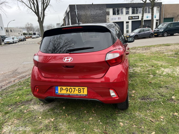 Vehicle Image 10