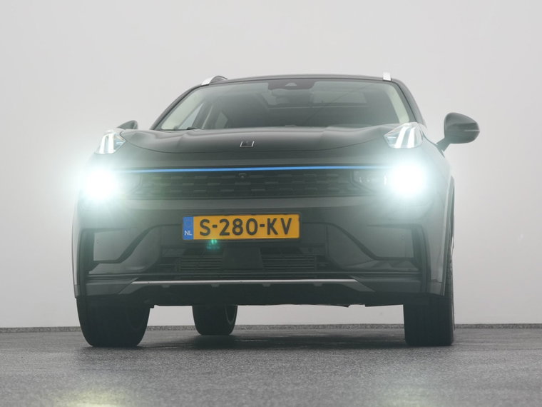 Vehicle Image 35