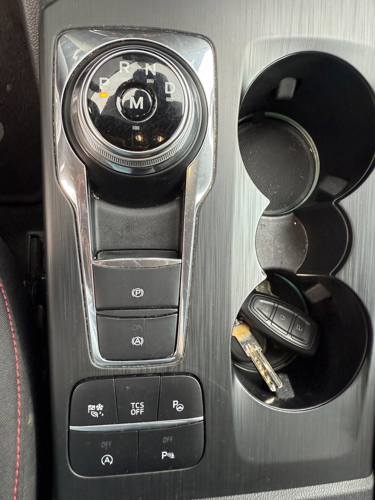 Vehicle Image 21