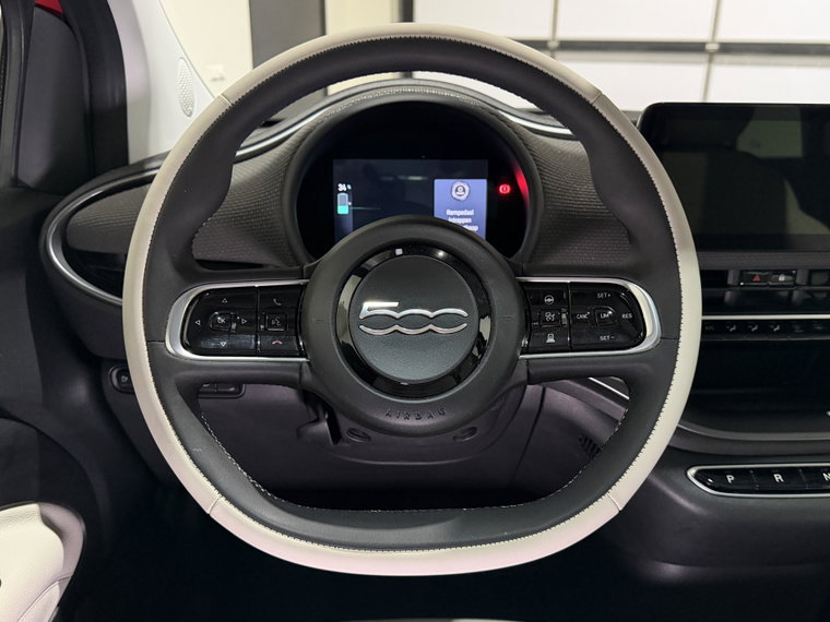 Vehicle Image 23