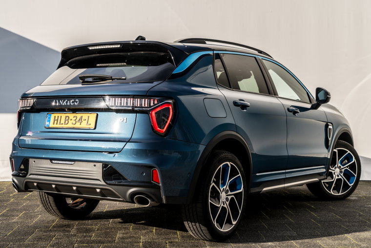 Vehicle Image 6